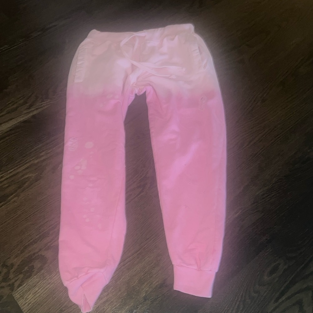 Cutest sweats ombré pink with some white splatter and holes fit so well